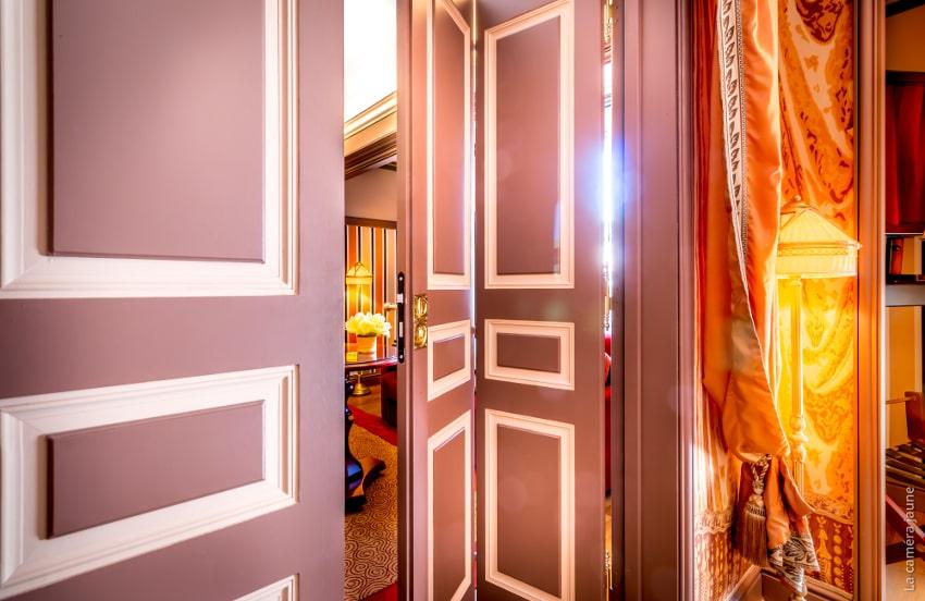 menuiserie-interieure-porte-hotel-plagencement-850-min Menuiserie intérieure de la porte de l'hotel par PL Agencement